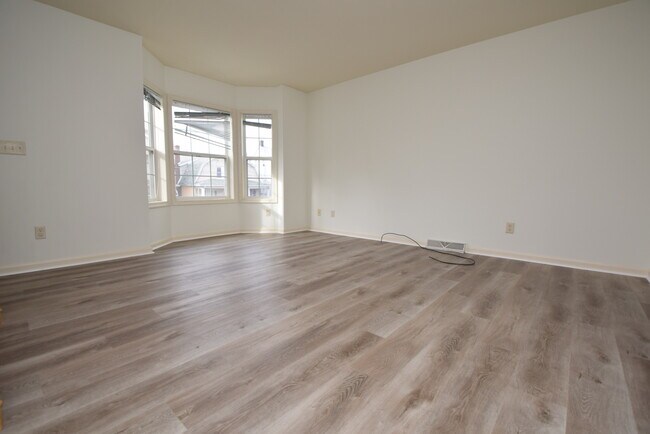 sala de estar - 309 Putnam St