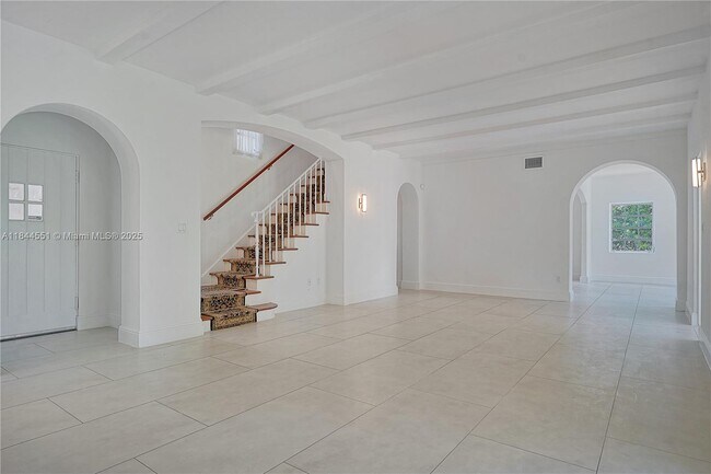 Building Photo - 4607 Meridian Ave