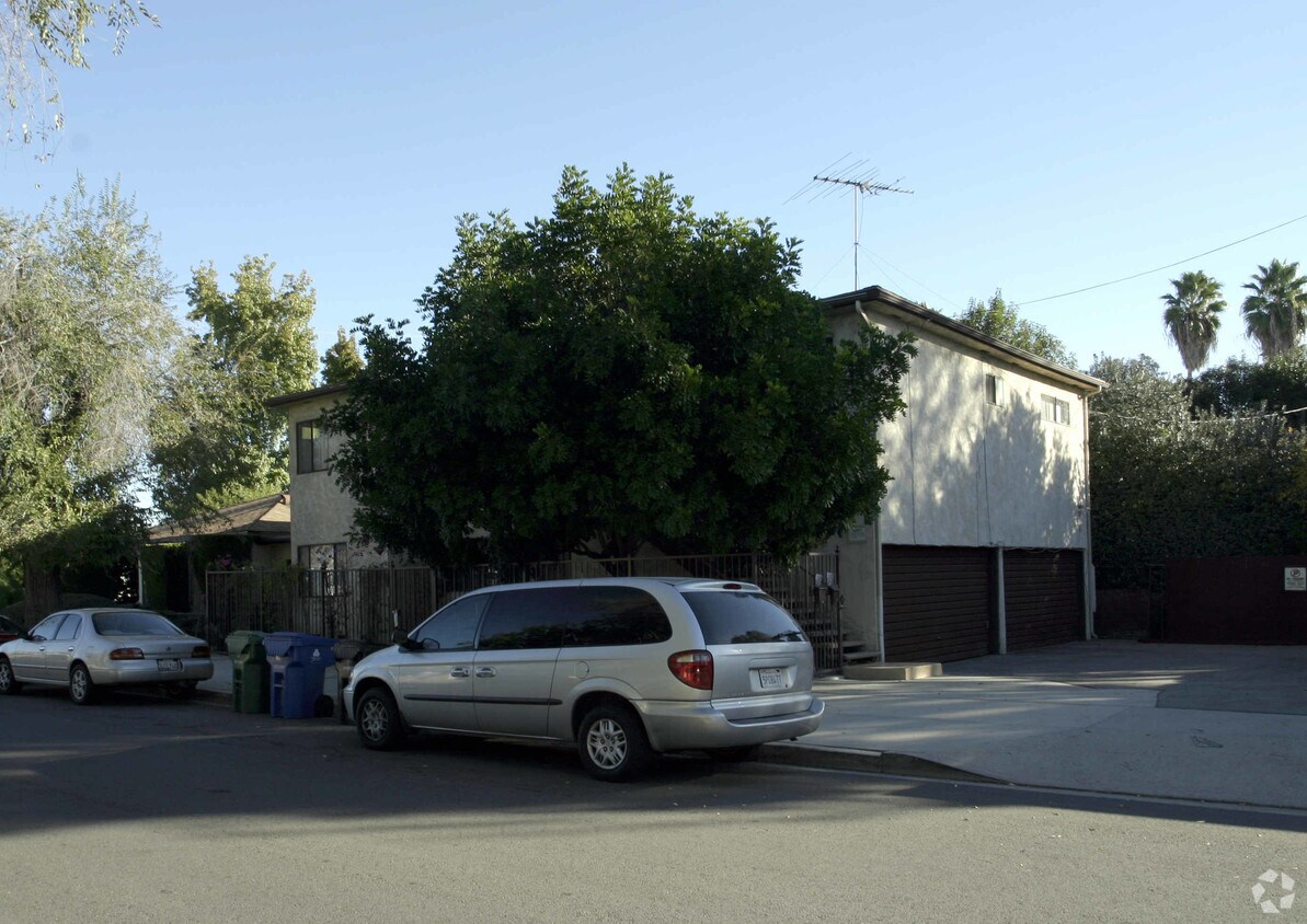 Building Photo - 14156 Tiara St