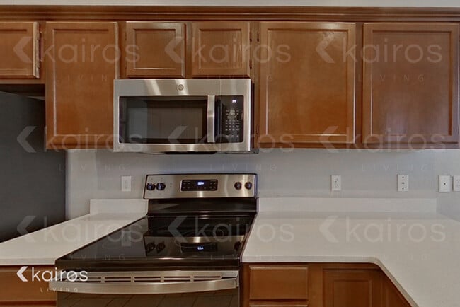 Building Photo - 1833 Camden Way