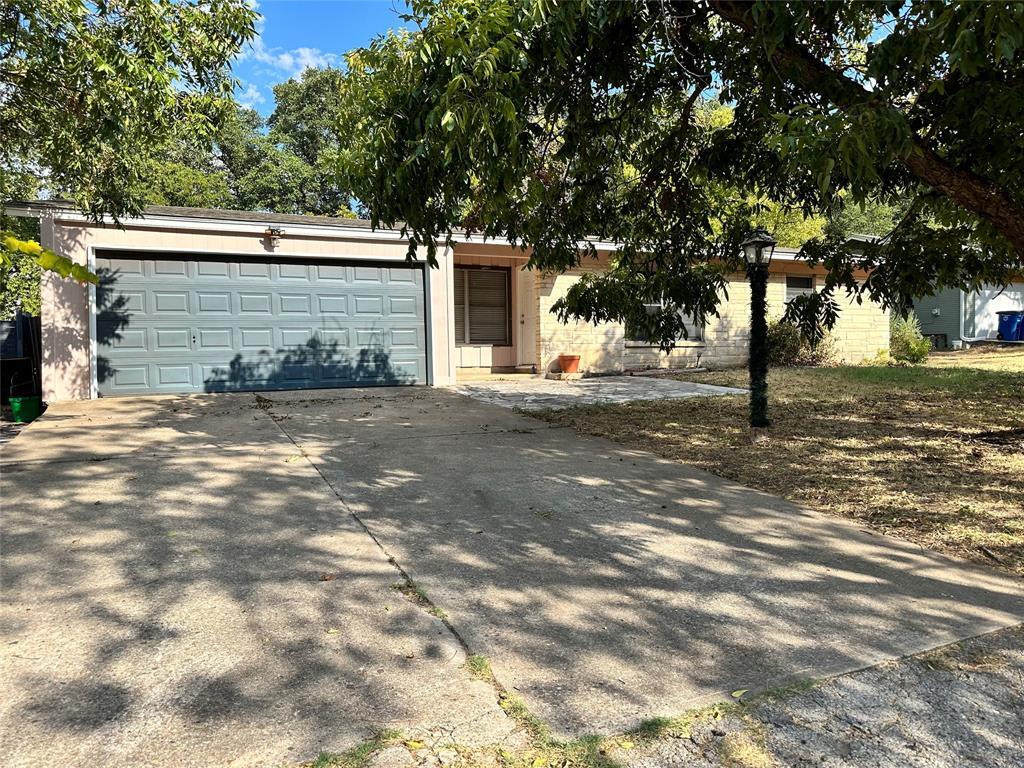 Foto principal - 11905 Pollyanna Ave