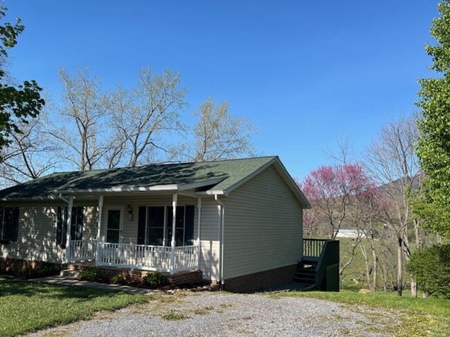 Building Photo - Single Family Home for Rent