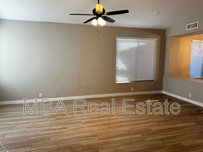 Building Photo - 1722 S Gilmore Cir