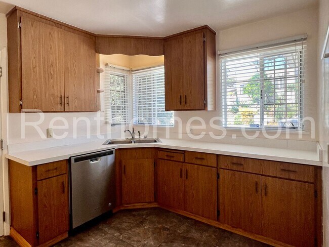Building Photo - North Park, 3215 Boundary St, Wd Floors, L...