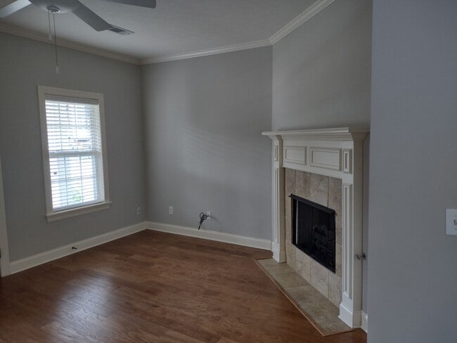Foto del edificio - N State St 3508-3514 (duplex)