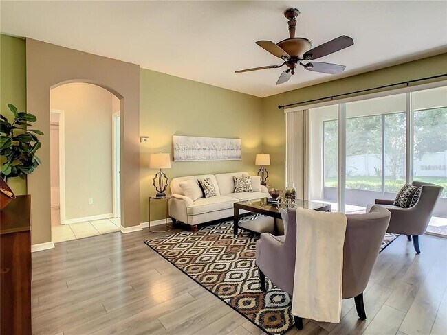 Foto del edificio - 1294 Plumgrass Cir
