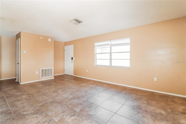 Foto del edificio - 11082 Lightwood St