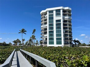 Building Photo - 2800 N Hwy A1A