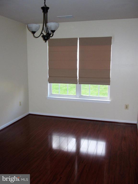 Foto del edificio - 9150 Gracious End Ct
