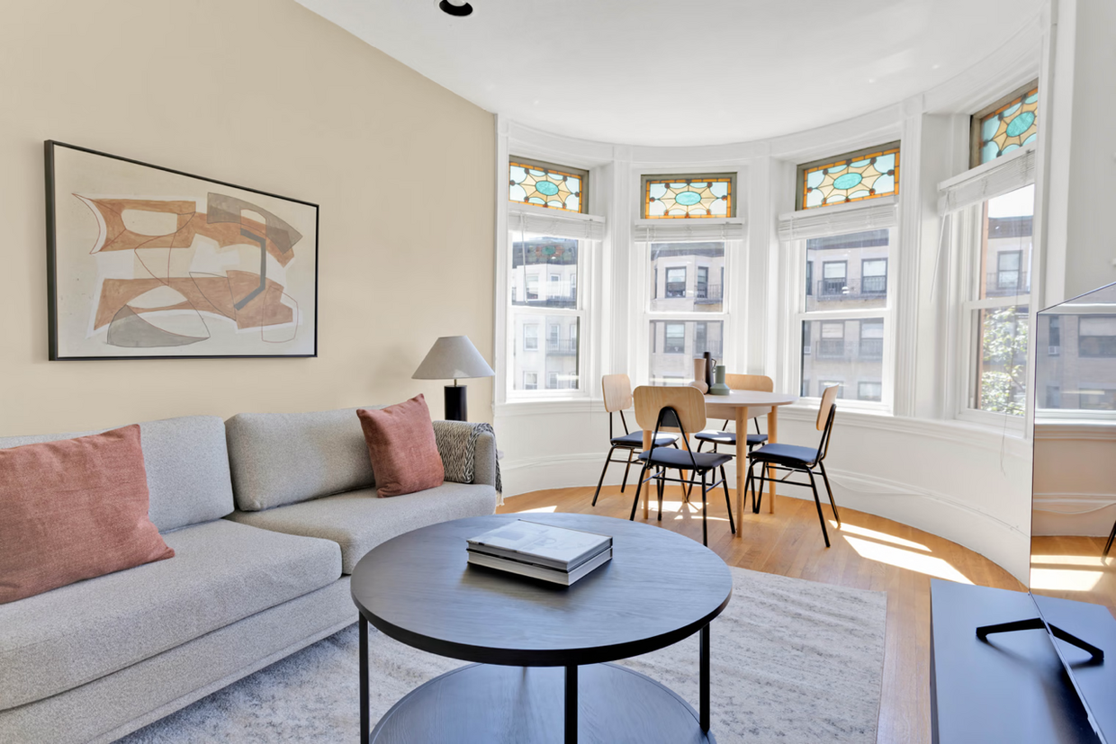 Foto principal - 43 Westland Ave