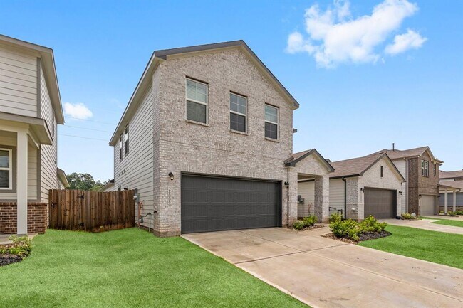 Building Photo - 26006 Emory Holw Dr
