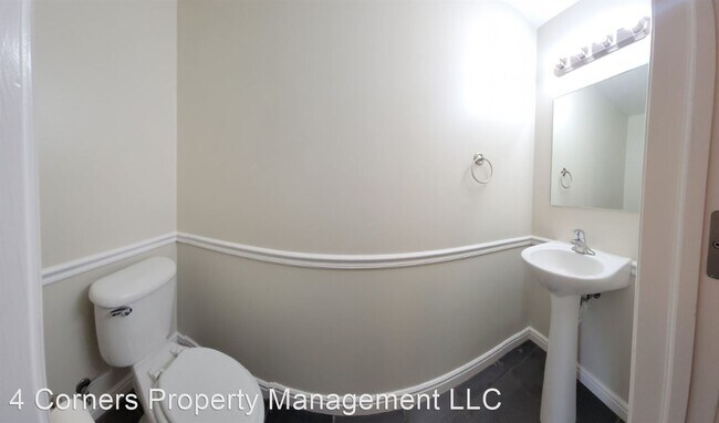 Building Photo - 2 br, 1.5 bath House - 659 Trejo St