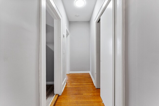 Foto del edificio - 382 Bloomfield Ave