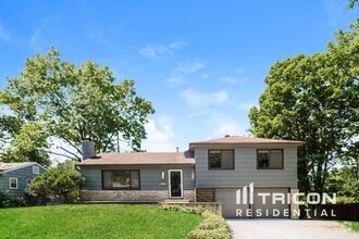 Building Photo - 10130 Reeds Rd