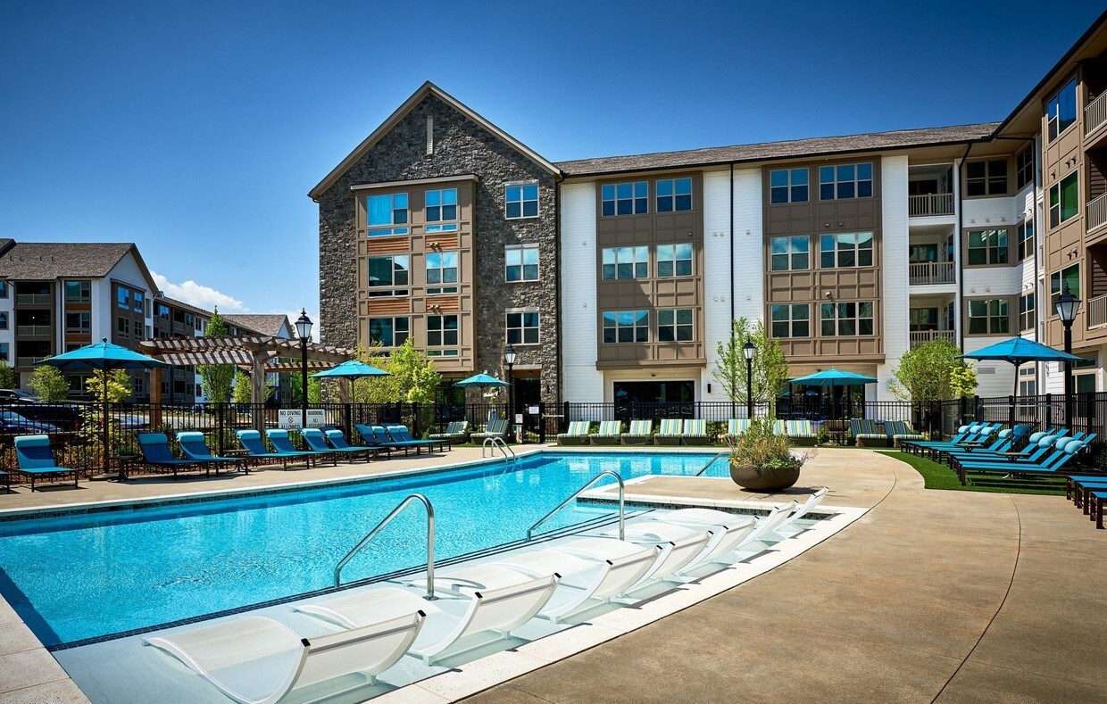 Solis Berewick Apartments Charlotte Nc Primary Photo Solis Berewick