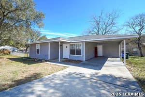 Building Photo - 206 McCoy