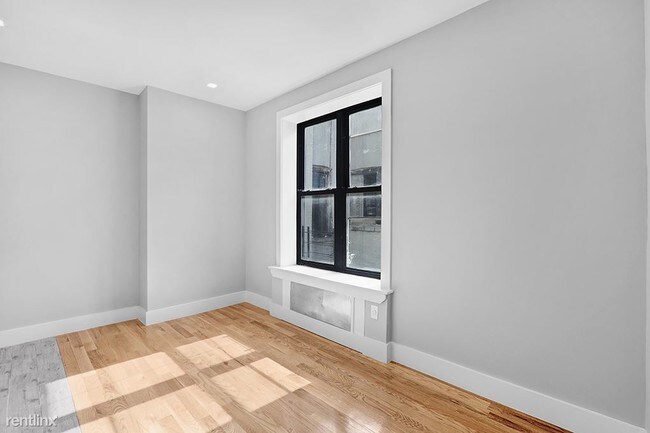 Foto del edificio - 1 br, 1 bath Apartment - 322 E 117th St 26 26