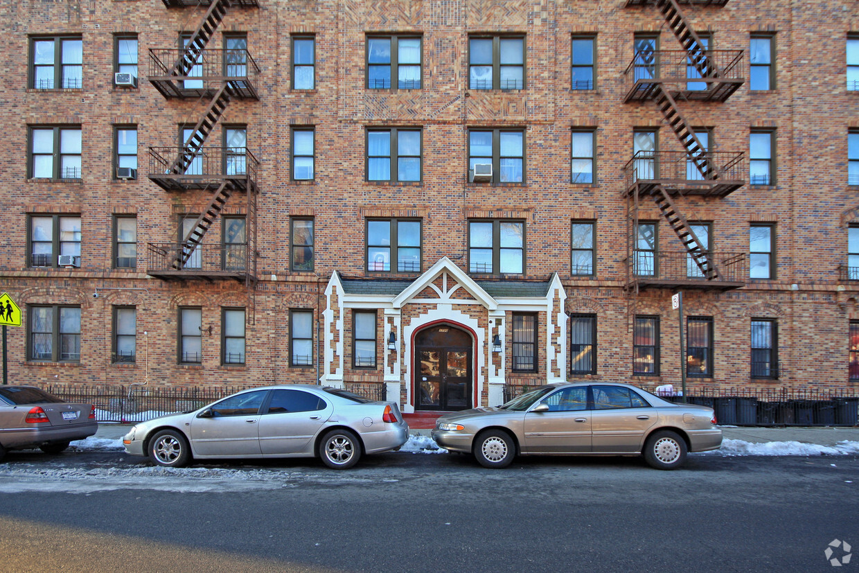 Foto del edificio - 1730 Carroll St