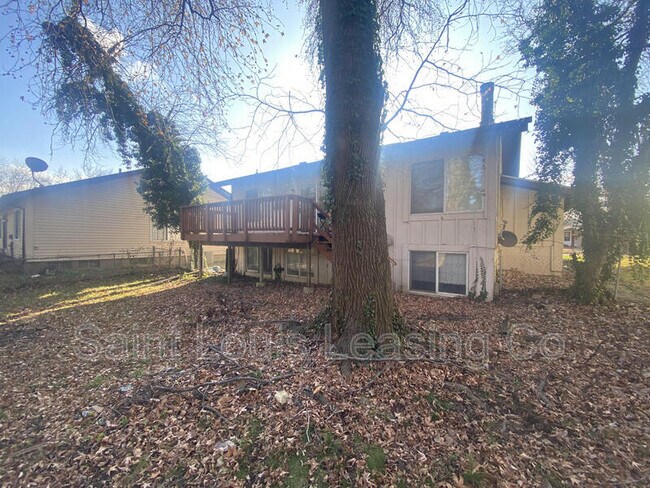 Building Photo - 1622 Barkwood Dr