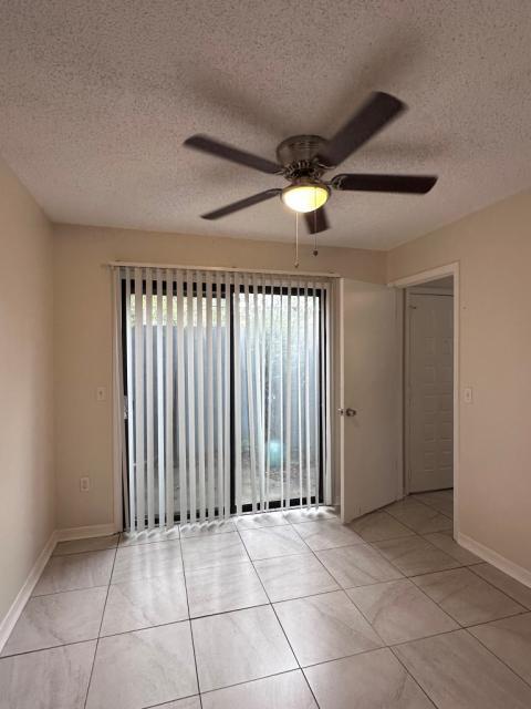 Foto del edificio - 3 bedroom in Jacksonville FL 32277