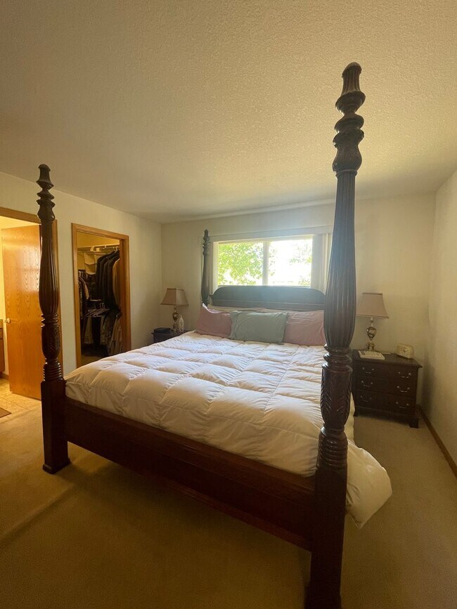 Building Photo - Lovely Home in NW Loveland