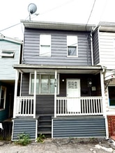 Building Photo - 404 W Penn St