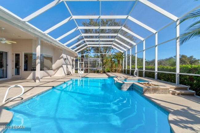 Foto del edificio - 6101 Sanctuary Garden Blvd