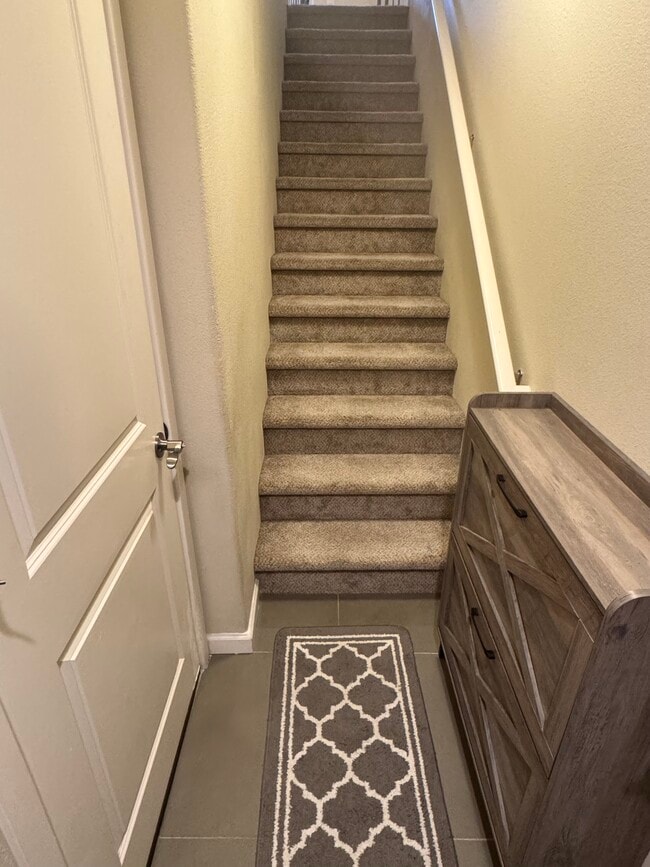 Front door entry - 13102 SW Aubergine Ter