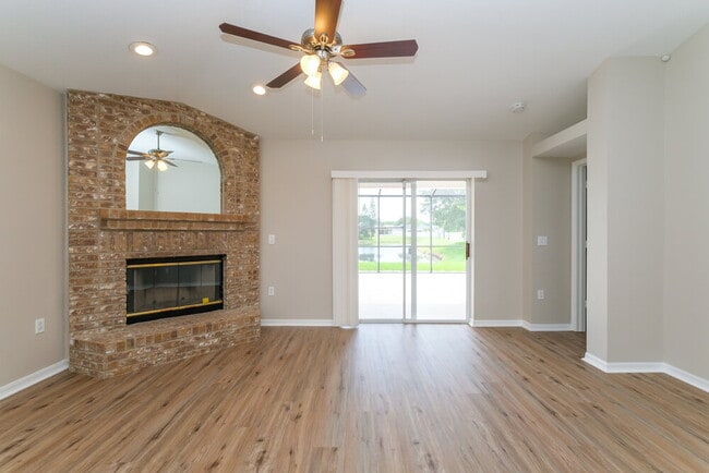Building Photo - 29551 Morwen Pl