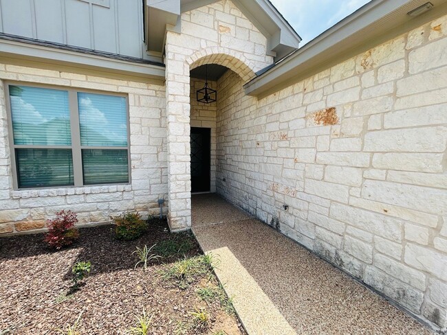 Building Photo - 10032 Braided Briar Ln