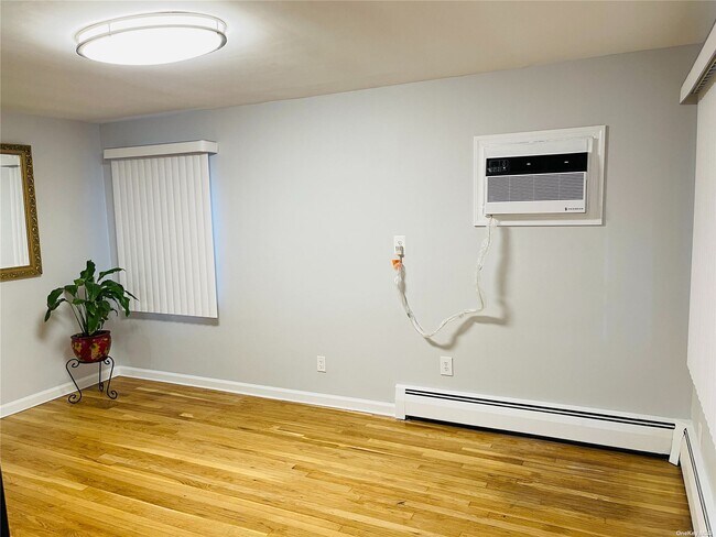 Foto del edificio - 144-39 168th St