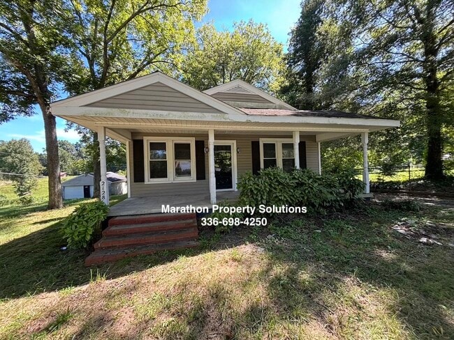 Building Photo - 2128 McKnight Mill Rd