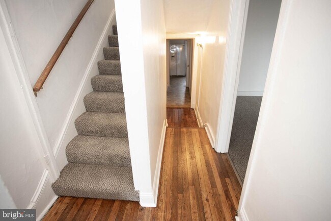 Foto del edificio - 129 E Queen St