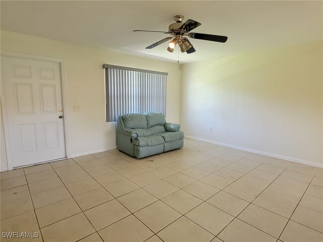 Foto del edificio - 919 SE 8th Terrace