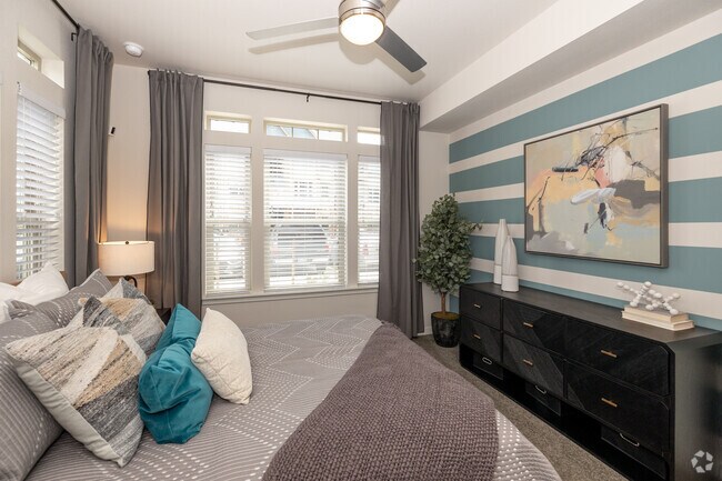 1BR, 1BA - 677SF - Dormitorio - Thayne