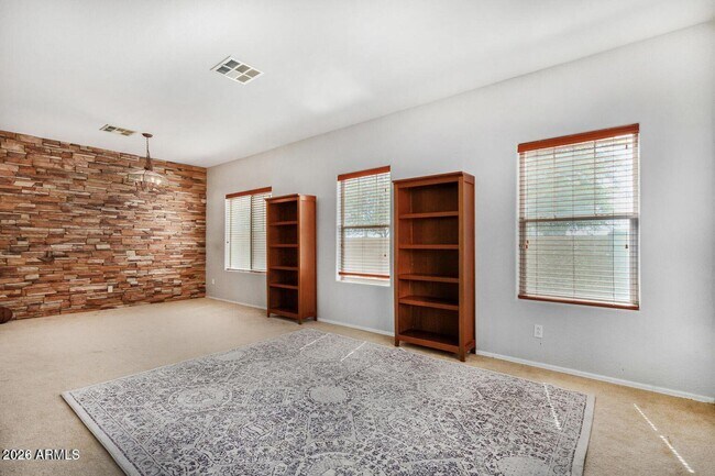 Foto del edificio - 939 E Sourwood Dr