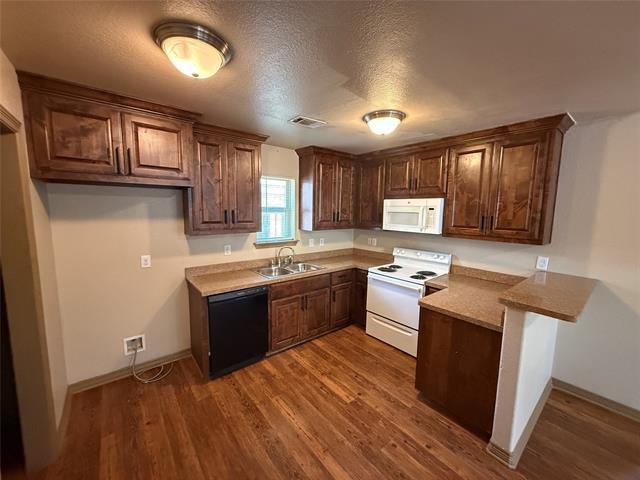 Building Photo - 208 Stewart Bend Ct