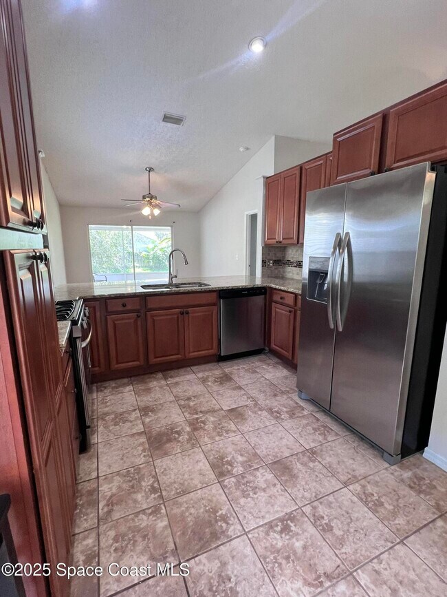 Building Photo - 2918 Pebble Creek St