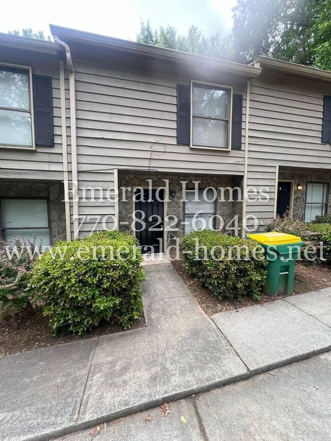 Foto del edificio - Now Ready! A 2 bedroom 2.5 bath in Norcross area!