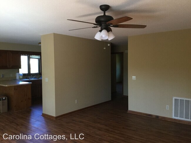 Building Photo - 2 br, 2 bath House - 676 Sugarloaf Road