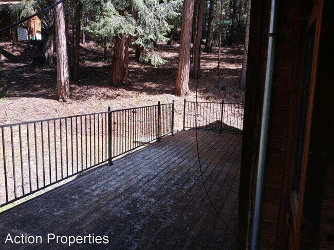 Foto del edificio - 3 br, 2 bath House - 7169 Pine Cone