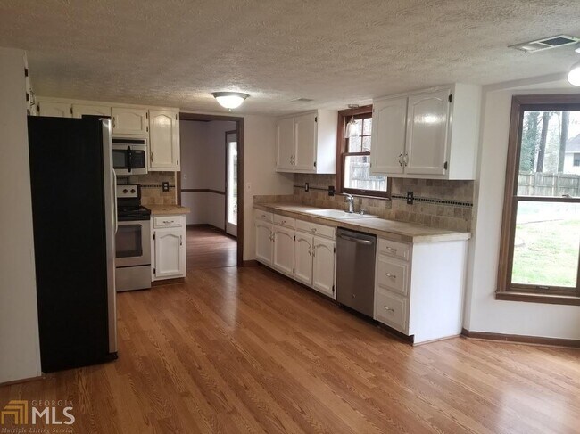 Building Photo - 104 Bowfin Bay