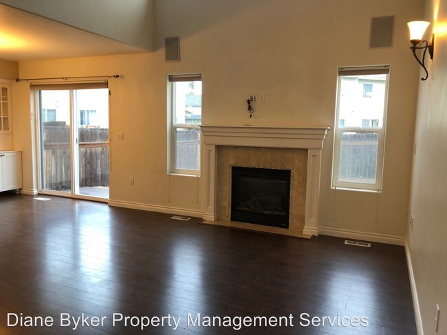 Building Photo - 3 br, 2.5 bath House - 307 Skwentna Drive #16