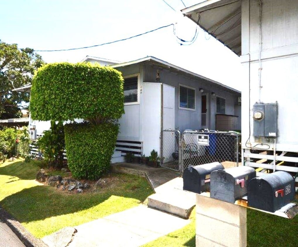 Primary Photo - Cottage (Duplex) 2 bed in Upper Liliha