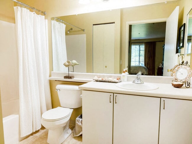 Well-Lit Vanities - River Oaks