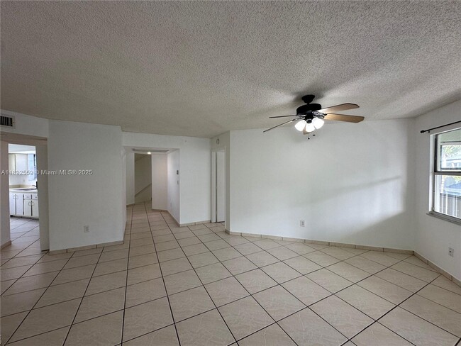 Foto del edificio - 2510 SE 20th Pl