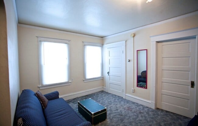 Maple St #5 - Living Room - Slocum Apartments