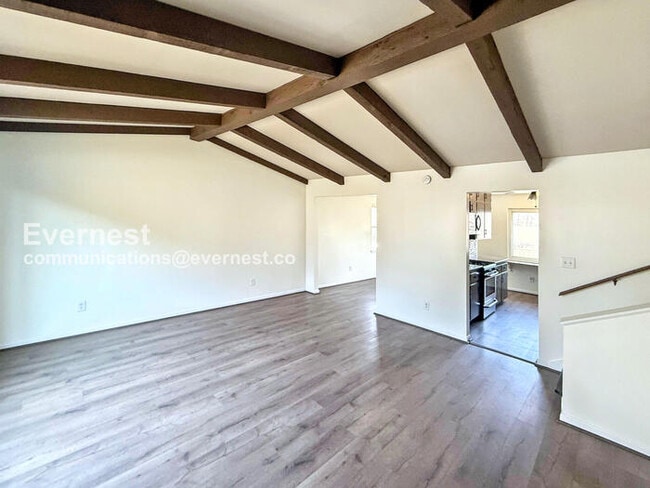 Building Photo - 6941 Suburban Terrace