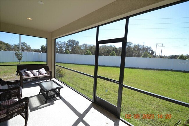 Building Photo - 8238 Willow Beach Dr