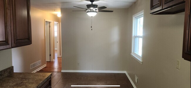 Building Photo - 3412 Winnland Dr